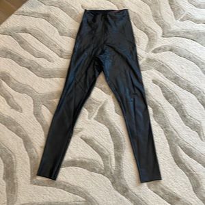 Commando faux leather leggings